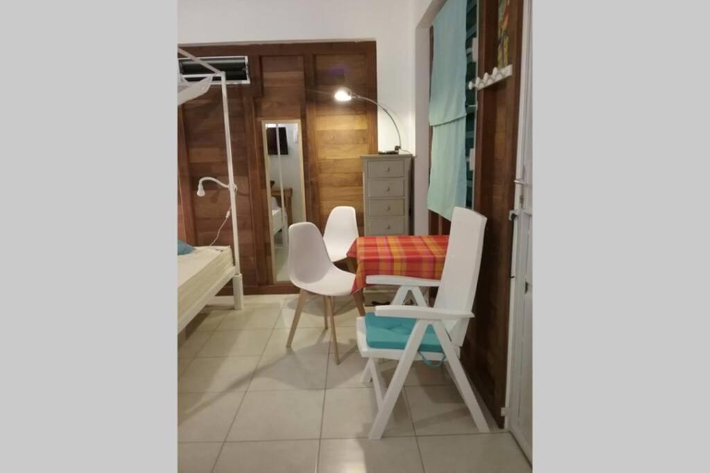 Gite Cajou Dans Jardin Tropical Ventile A Sainte-Anne Εξωτερικό φωτογραφία