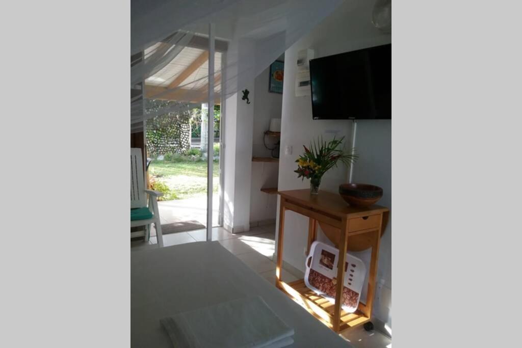 Gite Cajou Dans Jardin Tropical Ventile A Sainte-Anne Εξωτερικό φωτογραφία